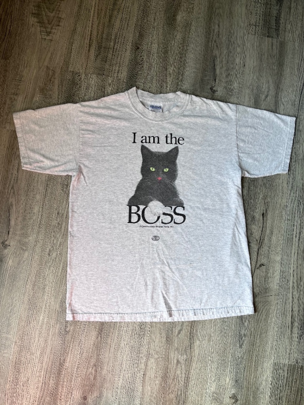 Vintage I am the Boss quint buchholz Hanser Verlag 1995 cat tshirt gildan